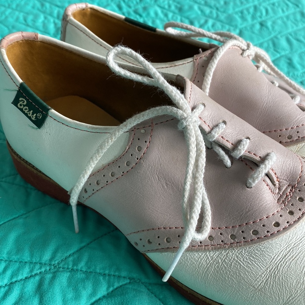 Authentic Vintage Bass Saddle Oxfords